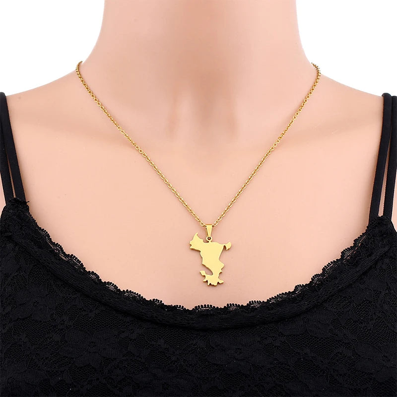 Stainless Steel French Mayotte Map Pendant Necklace Unisex Couple Ethnic Patriotic Jewelry Gift European American Style