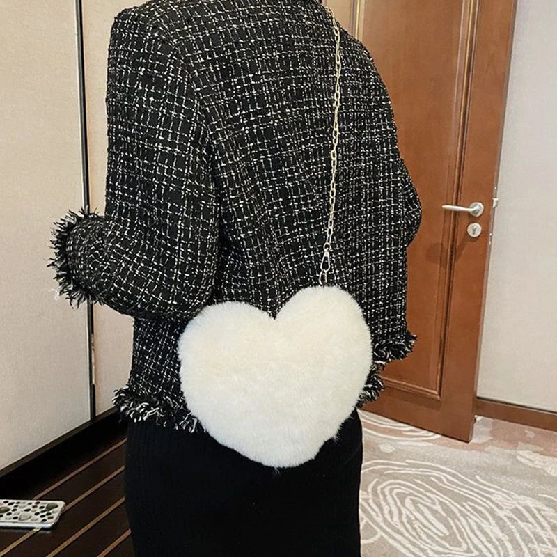 Sac à Main Cœur en Fausse Fourrure - Sac Bandoulière Peluche Chaîne