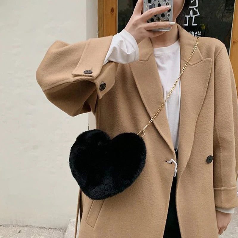 Sac à Main Cœur en Fausse Fourrure - Sac Bandoulière Peluche Chaîne
